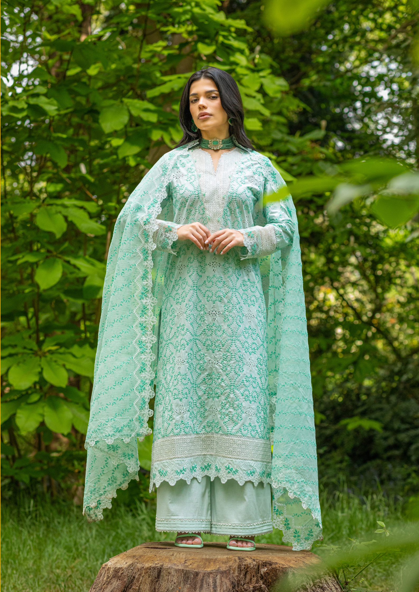 GREEN & WHITE- 3PC CHIKANKARI SUIT MEERAKI